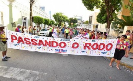 Bloco Passando o Rodo - 2016